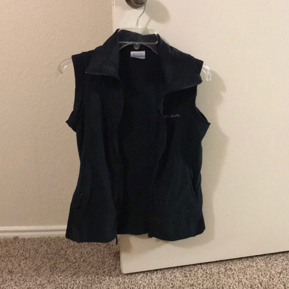 Columbia vest